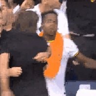 九游体育在线网站-图赫尔：握手时应该看着对方眼睛 但孔蒂不这么想